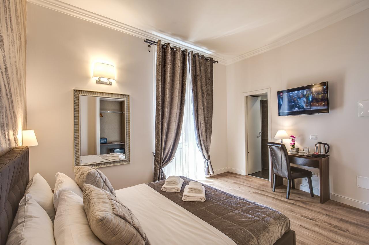 River Luxury Roma